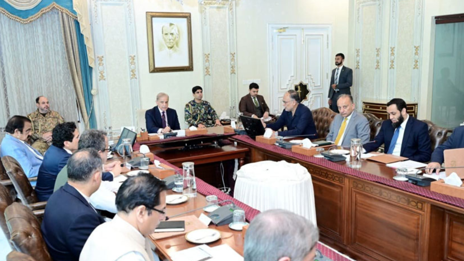 وزیراعظم کی لوڈشیڈنگ دو گھنٹے تک محدود رکھنے کی ہدایت